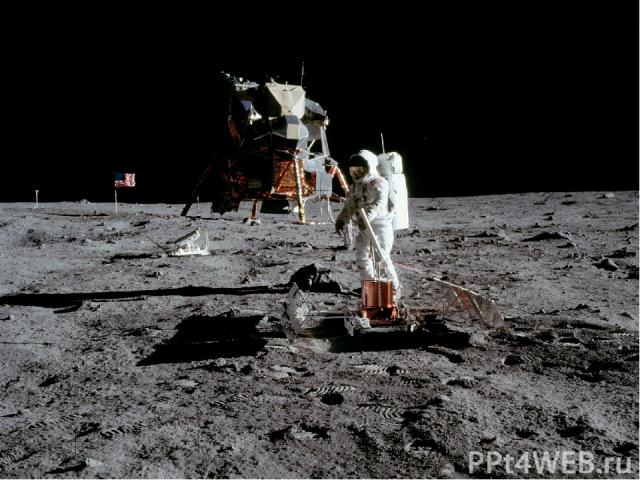 11. Представители какой страны первыми высадились на Луне? Американские астронавты Нил Армстронг, Майкл Коллинз и Эдвин E. Олдрин младший. АРМСТРОНГ первым спустился на поверхность Луны 21 ИЮЛЯ 1969 ГОДА. Через 15 минут спустился Олдрин. Общая длите…